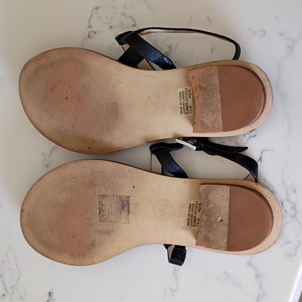 MICHAEL KORS SANDALS - Picture 8 of 9
